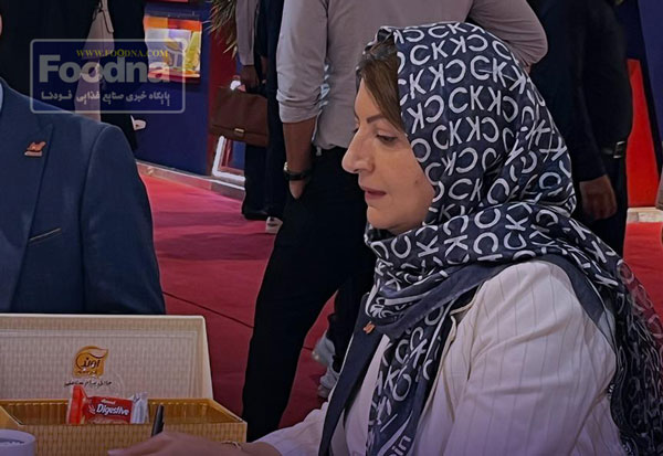 نسرین سجادیه، رییس هیات‌مدیره شرکت «نگین عسل»